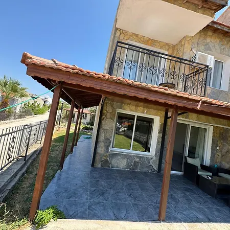 Yazlik Kleopatra Koyu Yaninda Villa *
